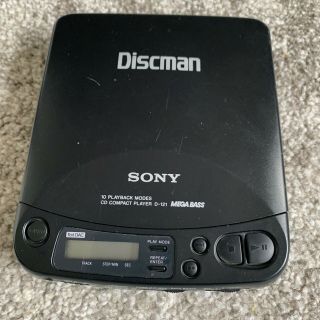 Vintage 1993 SONY DISCMAN D - 121 portable CD player MEGA BASS,  LINE OUT 2