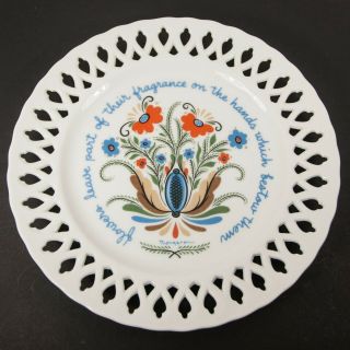 Vintage Berggren Originals Swedish Folk Art Decorative Plate Lattice Flowers 9 "