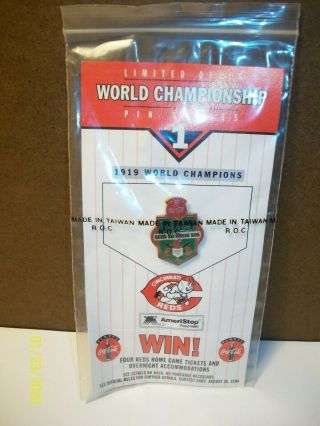 Complete set of 5 - 1994 World Championship Pin Series - Cincinnati Reds/Coca - Cola 2