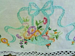Vintage Embroidered Table Runner Dresser Scarf 40 " Basket Of Flowers