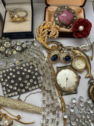 Antique Vintage Costume Jewellery Necklaces Brooches Rings Bangles 2