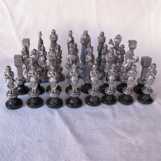 Vintage Italian Brevettato Renaissance Cast Metal Chess Set (missing 1 Pawn)