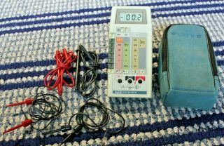 Fluke 8024a Multimeter With Probes,  Case,  And