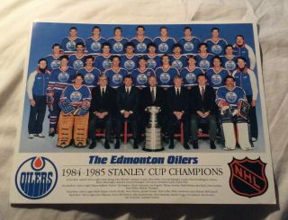 1984 - 85 Edmonton Oilers Stanley Cup Champions Team Photo 8.  5” X 11”