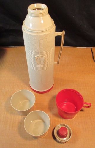 VINTAGE THERMOS HOT / COLD GLASS INSULATED VACUUM SEAL MODEL 2402 ONE QUART 3