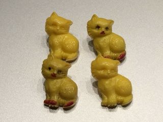 Pretty Set 4 1940s Vintage Goofie Realistic Yellow Kitten Cat Buttons Adorable