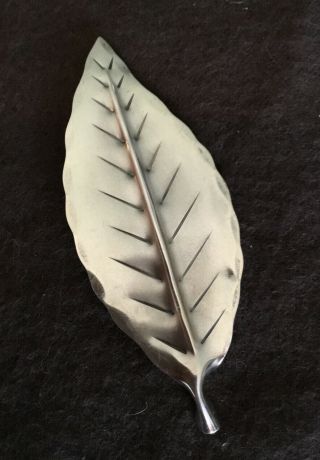 Nye Vintage Sterling Silver Pin Brooch Single Leaf