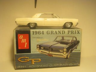Vintage Screwbottom 1964 Pontiac Grand Prix 1/25 As