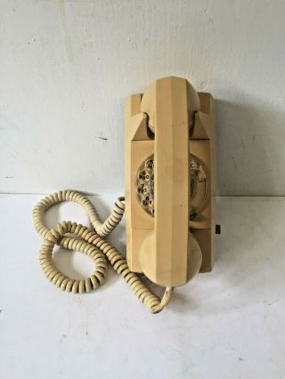 Vintage Gte Automatic Electric Light Yellow Rotary Dial Wall Telephone