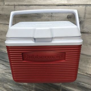 Vtg Rubbermaid Cooler Red White Lunch Box Model 2a21 10 Qt Ice Chest Usa Made