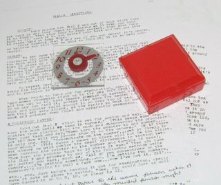 VINTAGE U.  F.  GRANT DIAL X.  square version with red plastic box 2