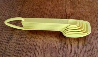Complete Set of 7 Vintage Tupperware Measuring Spoons & Ring - Bright Yellow 3