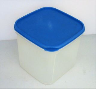 Tupperware Modular Mate 1621 Square 3 Shear & Country Blue Seal 17 Cup Vintage