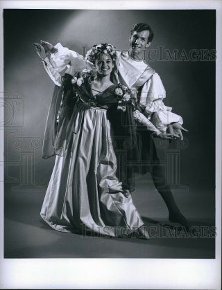 1965 Press Photo Ballet Dancers Vicki Morales And Greg Litle 6x8