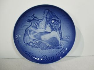 Bing Grondahl Mothers Day Plate Cow Calf Vintage 1989 Mors Dag Blue White