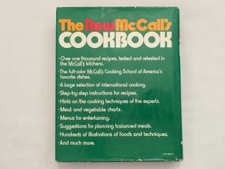 THE McCALL ' S COOK BOOK by Mary Eckley Food Editor Vintage 1973 Hardback 2