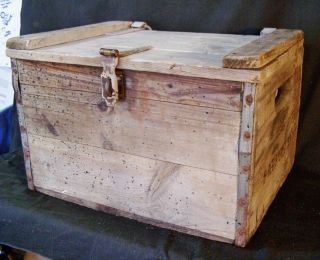 Antique Vntg C1950 Hood Milk Dairy Wooden Advertising Crate Box Tin Lined W Lid