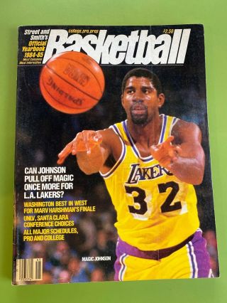 1984 - 85 Street And Smith’s Official Yearbook Basketball Magic Johnson