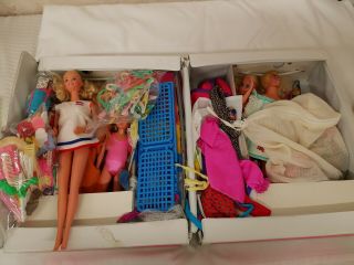 Vintage Mattel Barbie Golden Dream Fashion Doll Trunk W/barbies Accessories 1966