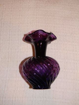 Vintage Fenton Purple Spiral Swirl Vase Signed by Don Fenton 3