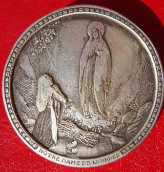 Virgin Mary Lourdes Apparition Antique Silvered Bronze Religious Medal Brooch