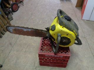 Vintage Antique Mcculloch Chainsaw.  3 - 25