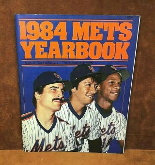 Vtg.  1984 York Mets Official Yearbook Hernandez/orosco/strawberry On Cover