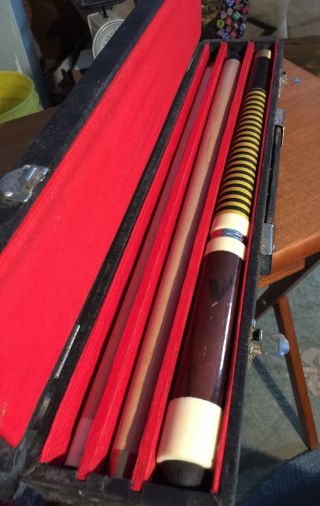 Vintage Pool Cue In Case I Call The Yellowjacket