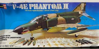 Rare Vintage Revell F - 4e Phantom Ii 1:32 Flight Bomber Plastic Model Plane Kit