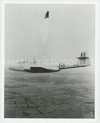 Gloster Meteor T7/8 Wa634 Pilot Ejecting Large Martin Baker Photo Bz762