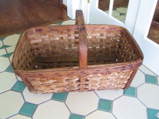 Antique Hand Made Primitive Wood Splint Large Laundry Basket Dog Bed - Well Made
