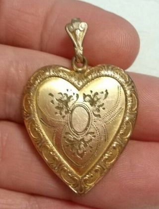 Vintage Signed Wh Etched 1/20th 12k Gold Filled Heart Locket