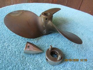 Mercury Antique Outboard Motor Kg7 Kf7 Bronze Propeller 10hp 194 - 52 With Adapter