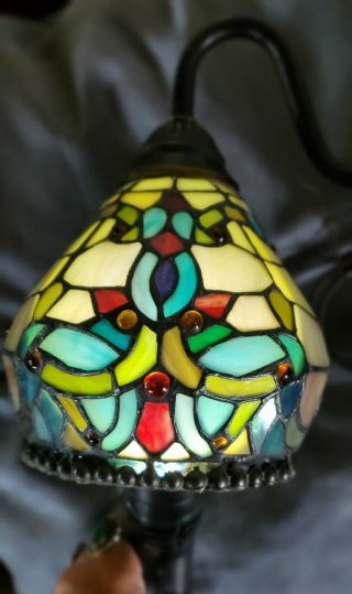 Tiffany Style Stained Glass Wall Lamp,  Antiques Roadshow Dale Tiffany Inc