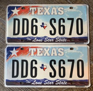 Texas " Lone Star State Map " Discontinued " Graphic License Plate Dd6 S670 Pair