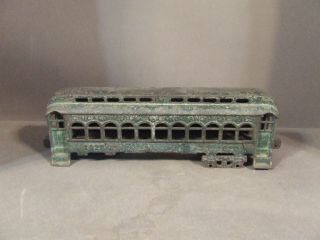Antique Cast Iron Chicago Rock Island And Pacific Railroad Train Car 1020
