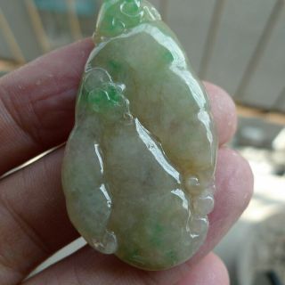 100 Natural Jadeite A Hand - Carved Green Bergamot 1520