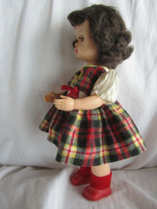 VINTAGE TINY TERRI LEE DOLL BRUNETTE IN PLAID SCHOOL GIRL OUTFIT - 10 
