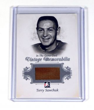2013 - 14 Itg Vintage Memorabilia Terry Sawchuk Silver Jersey Red Wings