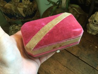 Antique Vintage Pink Velvet Jewelry Presentation Box Mother Of Pearl Button