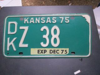 Kansas License Plate Car Tag 1975 Dickinson Co.  Dk Z 38