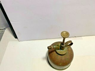 VTG BRASS THUMB PUMP OIL CAN PERFECT FOR MAN CAVE DECOR CLASSIC CAR GARAGE 2