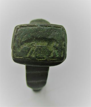 Detector Finds Ancient Roman Bronze Ring With Bull On Bezel Ca 200 - 300ad