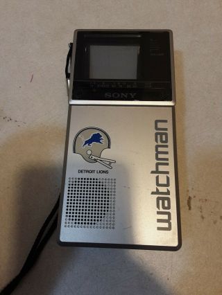 Vintage Sony Watchman Portable Analog Black & White Tv Model Fd - 20a