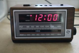 Vintage Ge Electric Battery Alarm Clock Radio 7 - 4601a