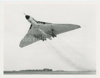Avro Vulcan Large Photo,  Bz758