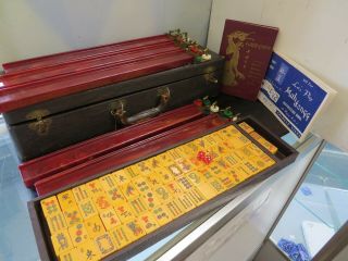 Vintage Chinese Orange Bakelite Mah Jong 150 Tiles Alligator Leather Case