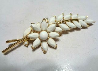 Vintage Signed Trifari Abstract Flower & Leaf Design White Tiered Brooch/ Pin