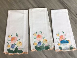 3 Vintage Hand Embroidered Appliqued Floral Cotton Finger Tip Guest Towels