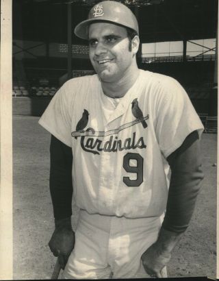 1970 Press Photo Joe Torre Of The St.  Louis Cardinals Posed With Bats